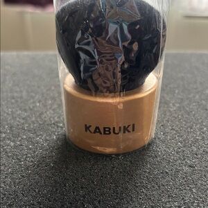 Black and Gold Makeup Brush